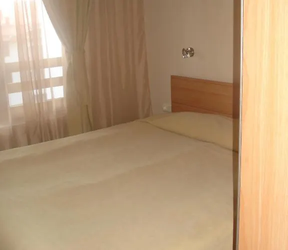 Hotel apartamentowy Snezhanka Tmf